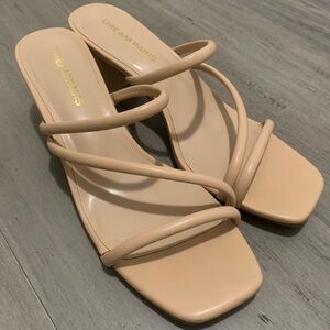 Dream Pairs Beige Strappy Block Heel Sandals Sz9